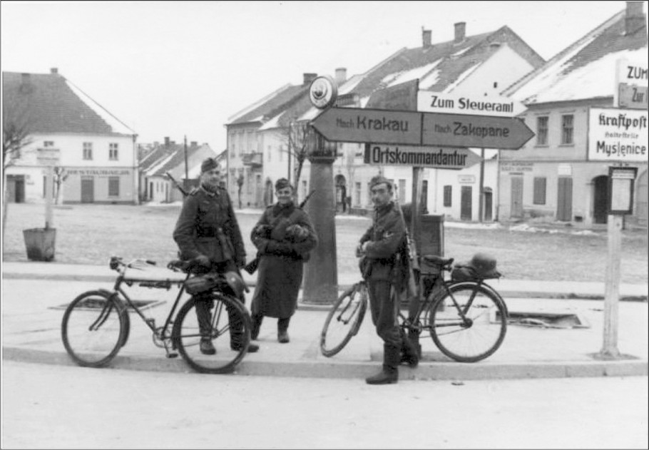 Tak wyglądał patrol rowerowy hitlerowskiego okupanta 