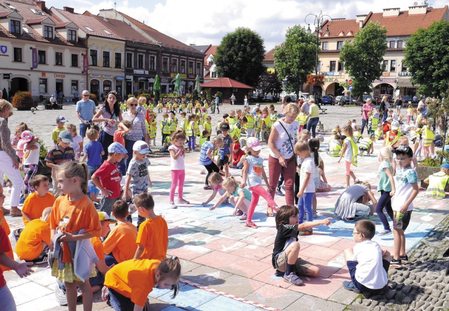 Myślenicki rynek w kolorach