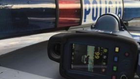 Policjanci mierzą prędkość „kaskadowo”