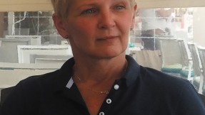 dr Justyna Dziadek
- specjalista chorób wewnętrznych
i specjalista nefrologii