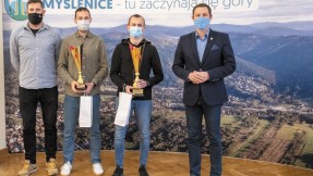 Narodowy Bieg Stulecia „Od Bałtyku do Tatr” - zwycięzcy odebrali nagrody