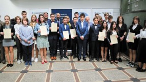 Młodzi historycy ze Szkoły Podstawowej nr 3 laureatami konkursu IPN na temat stanu wojennego