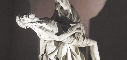 Szlakiem przydrożnych figur i kapliczek (123) Pieta - miłosierne spojenie uczuć